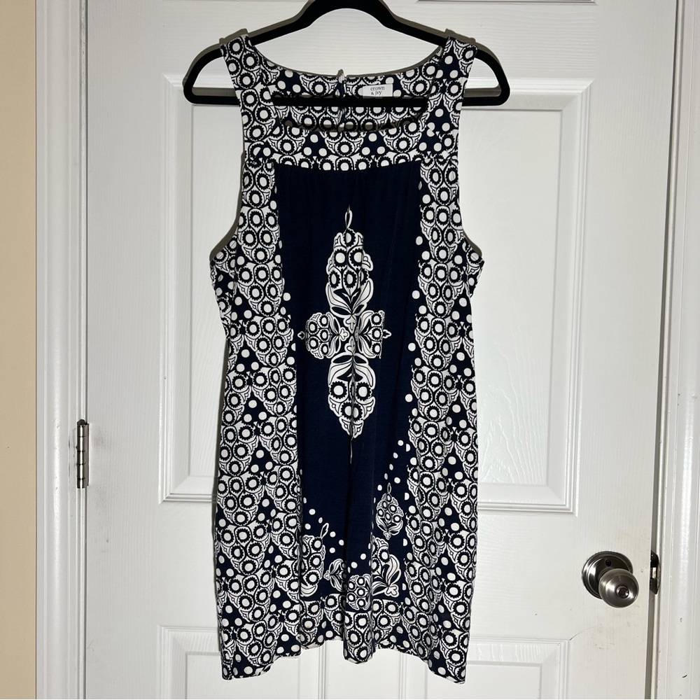 Crown & Ivy | Navy and White | Sleeveless Dress
